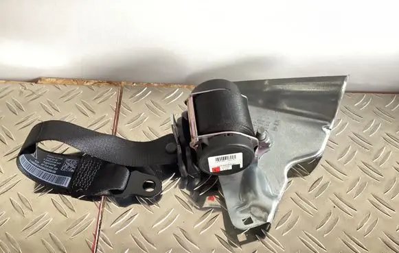 Porsche 911 997 Rear seatbelt 601385600D 99750479700