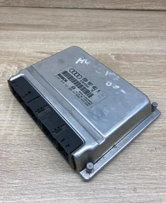 Audi A4 S4 B5 8D Engine control unit/module ECU 8D0907401N 0281010157