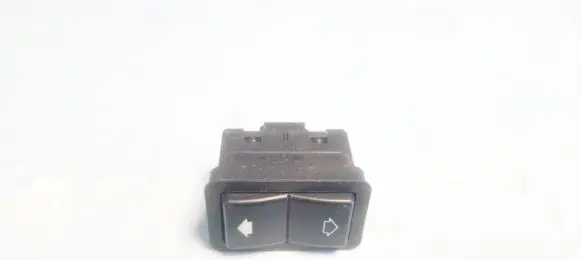 BMW 5 E39 Electric window control switch 8368974