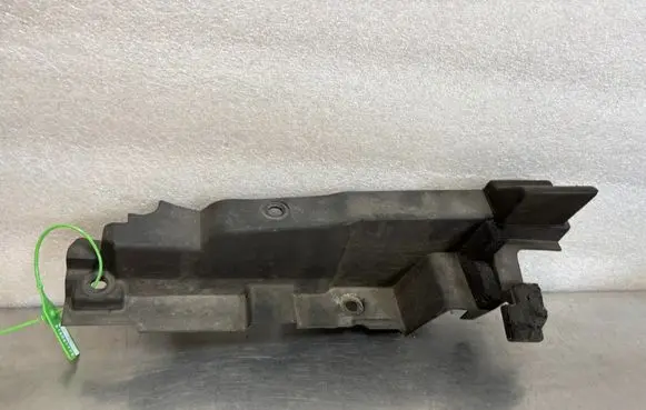 Renault Koleos II Fender foam support/seal 663767584R