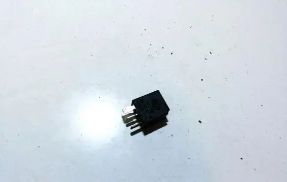 Mercedes-Benz A W168 Other relay 0025421119 5ra007813300
