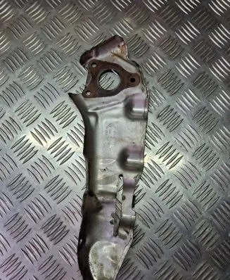 Opel Vivaro Exhaust heat shield 140133244R