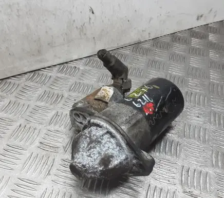 Hyundai i30 Starter motor 361002A300 1195925