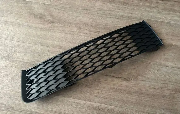 Audi Q7 4L Front bumper lower grill 4L0807697B