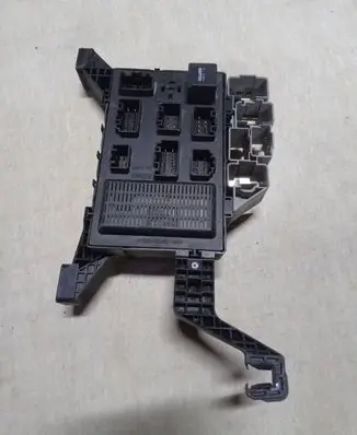 Jaguar X-Type Fuse module 4X4314A073AE