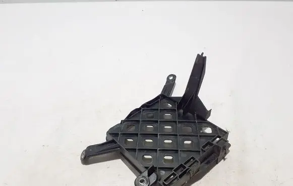 Audi A6 S6 C8 4K Other engine bay part 4K0907647A