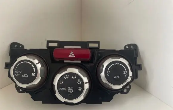 Subaru Forester SH Climate control unit 72311SC060 89029CA T1007170D