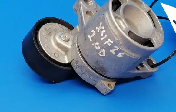 BMW X4 F26 Generator/alternator belt tensioner 7619248