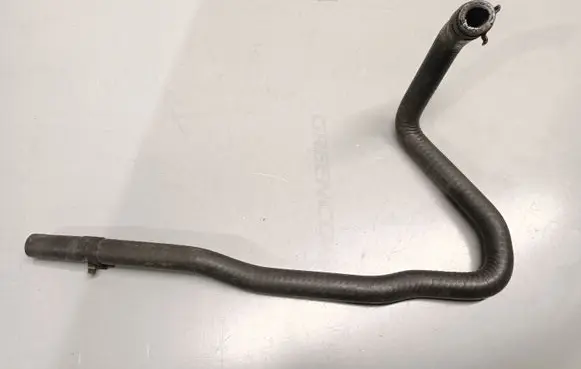 Skoda Kamiq Engine coolant pipe/hose 05C122447Q