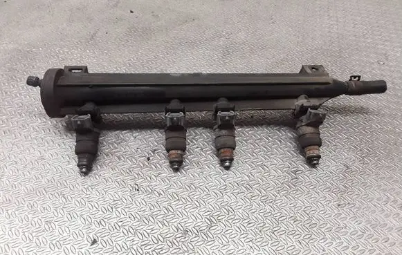 Audi A3 S3 8P Fuel injectors set 06A906031BT 06A133317AC