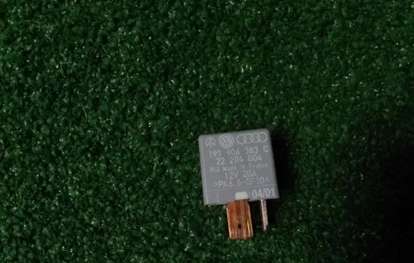 Volkswagen Golf IV Other relay 191906383C 22204004