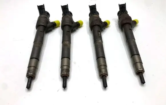 Jaguar F-Pace Fuel injectors set 0445110654