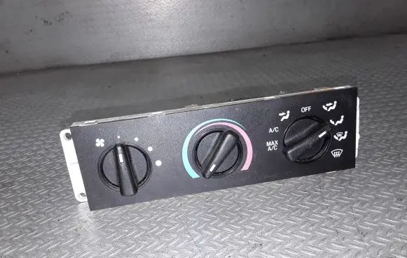 Ford Explorer Climate control unit F57H19C733AB