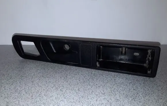 BMW 5 E34 Rear door interior handle 51228137388 8137388