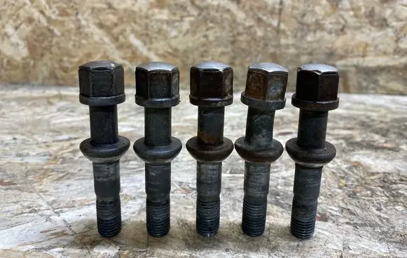 Mercedes-Benz SL R129 Nuts/bolts 