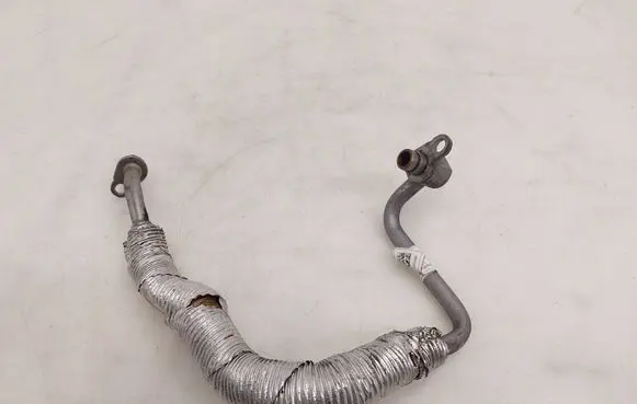 BMW 5 G30 G31 G38 Turbo turbocharger oiling pipe/hose 7617534