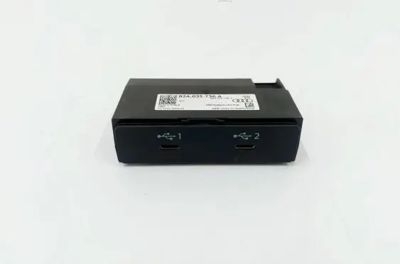 Audi A3 8Y Fan control module 82A035736A
