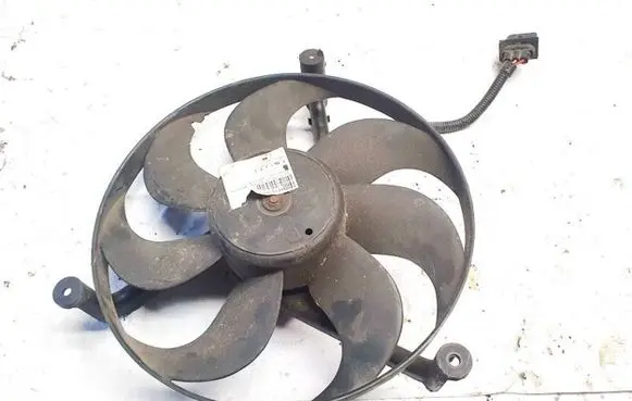 Audi TT Mk1 Radiator cooling fan shroud 1J0959455F A00A03741909