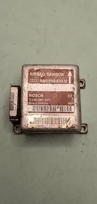 Audi A4 S4 B5 8D Airbag control unit/module 8A0959655B 0285001037