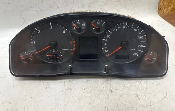 Audi A6 S6 C5 4B Speedometer (instrument cluster) 4B0919880G 110008890001