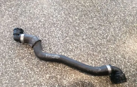 Mercedes-Benz C W205 Engine coolant pipe/hose A2055011700