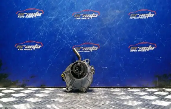 Mercedes-Benz ML W163 Vacuum pump A6122300065