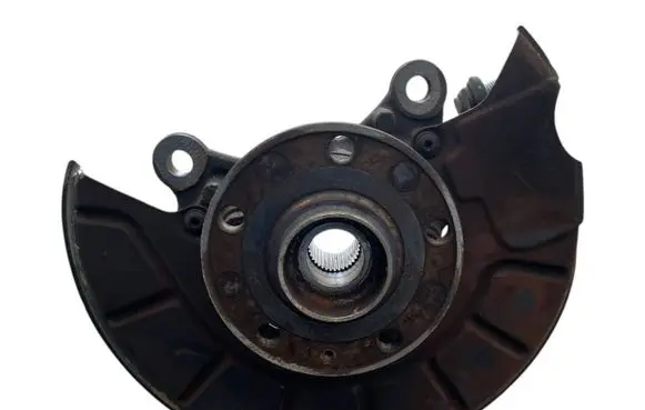 Audi Q3 8U Front wheel hub spindle knuckle
