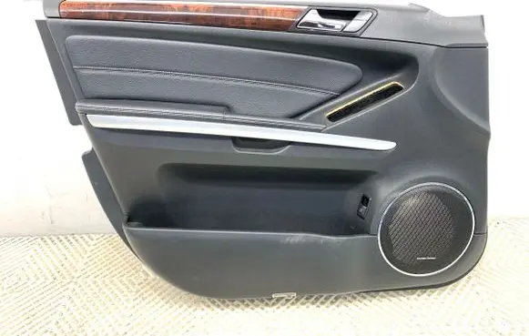 Mercedes-Benz GL X164 Front door card panel trim 