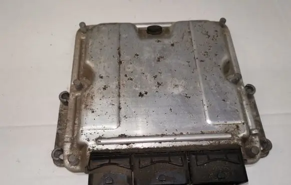 Renault Laguna II Engine control unit/module 0281010482 8200126462 8200183770