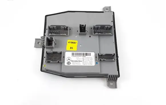 Mercedes-Benz E W213 SAM control unit A2139009219 A2139014203 A1679021701