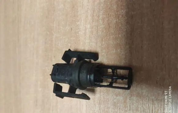 Mercedes-Benz Vito Viano W638 Mass air flow meter 0005422618