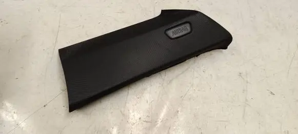 (D)pillar trim (top)