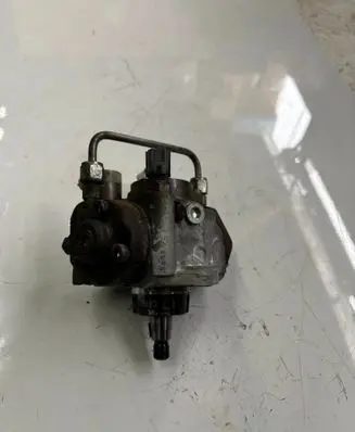 Mitsubishi L200 Fuel injection high pressure pump 1460A096