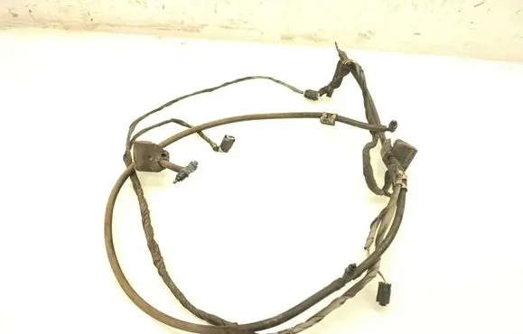 Mercedes-Benz GL X164 Windshield washer spray nozzle A0009982901