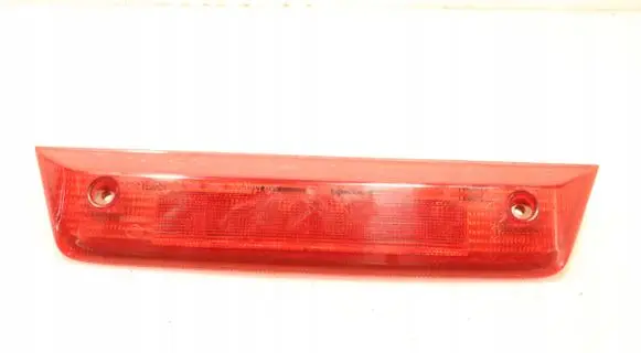 Third/center stoplight