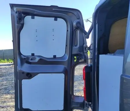 Peugeot Expert Rear door