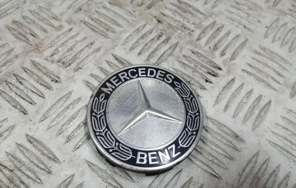 Mercedes-Benz A W176 Original wheel cap A1714000125 ZGS004 PA6GF15