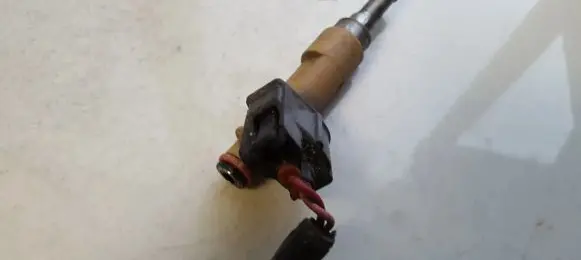 Toyota Auris 150 Fuel injector 2325037010 23250-37010