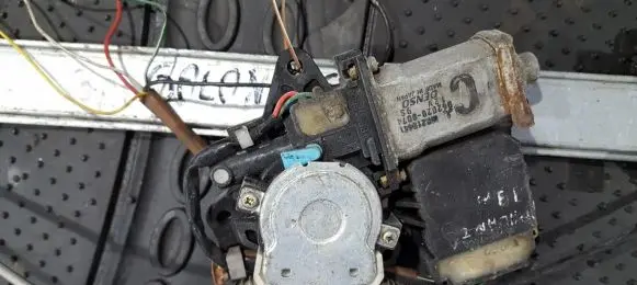 Mitsubishi Galant Rear door window regulator motor 0620200074