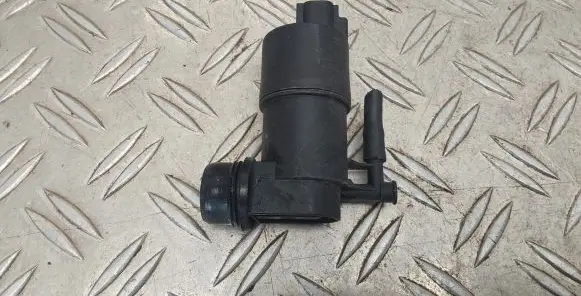 Toyota Verso Windscreen/windshield washer pump 853300F020
