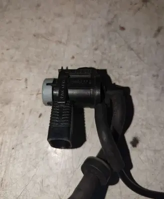 Audi A5 Sportback 8TA Turbo solenoid valve 1K0906283
