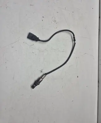 Volkswagen Tiguan Lambda probe sensor 03C906262P