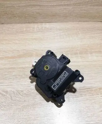 Toyota Prius (XW20) Air flap motor/actuator 0638000240 BASIC