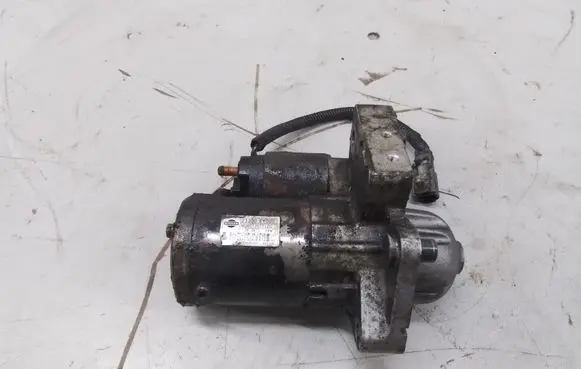 Nissan Maxima A34 Starter motor 233008Y000