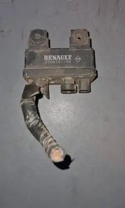 Glow plug pre-heat relay
