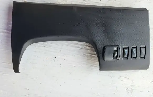 Renault Twingo III Dashboard lower bottom trim panel 689213201R 689211072R