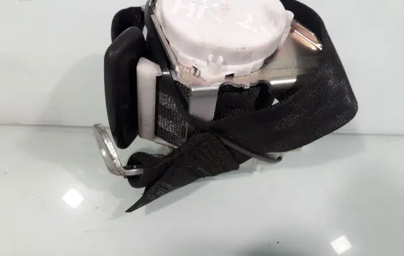Audi A3 S3 8P Rear seatbelt 8P3857805B