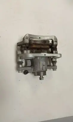 Toyota Highlander XU50 Rear brake caliper ADVICS 3139053 4002