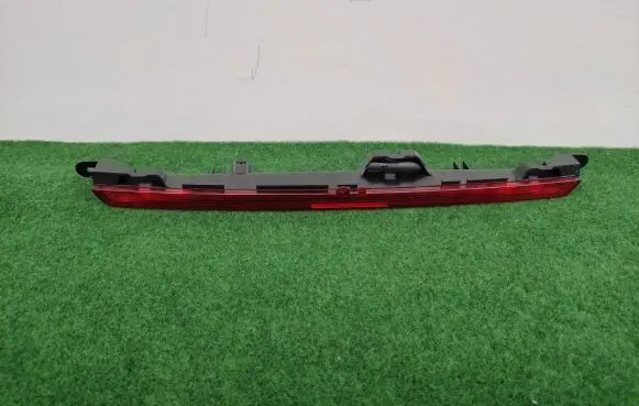 Mercedes-Benz A W176 Third/center stoplight A1769068600