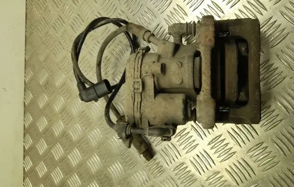 Mercedes-Benz GLA W156 Front brake caliper 41943B